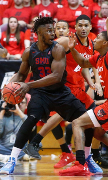No. 22 Cincinnati holds on for 66-64 win over SMU (Jan 12, 2017)